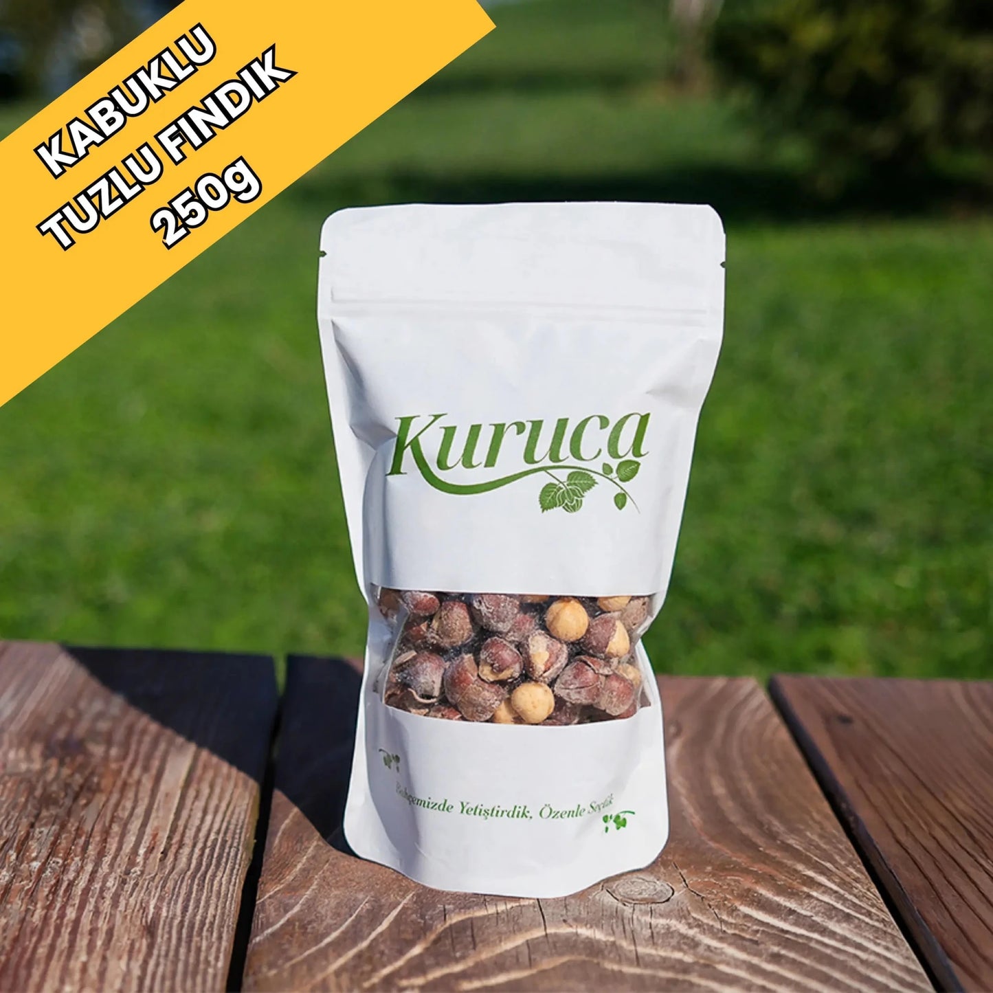 Kuruca Giresun'dan kabuklu çıtlamış tuzlu fındık. 250g kilitli ambalajda.